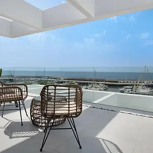 https://suit-horizonte.in-canary-islands.com